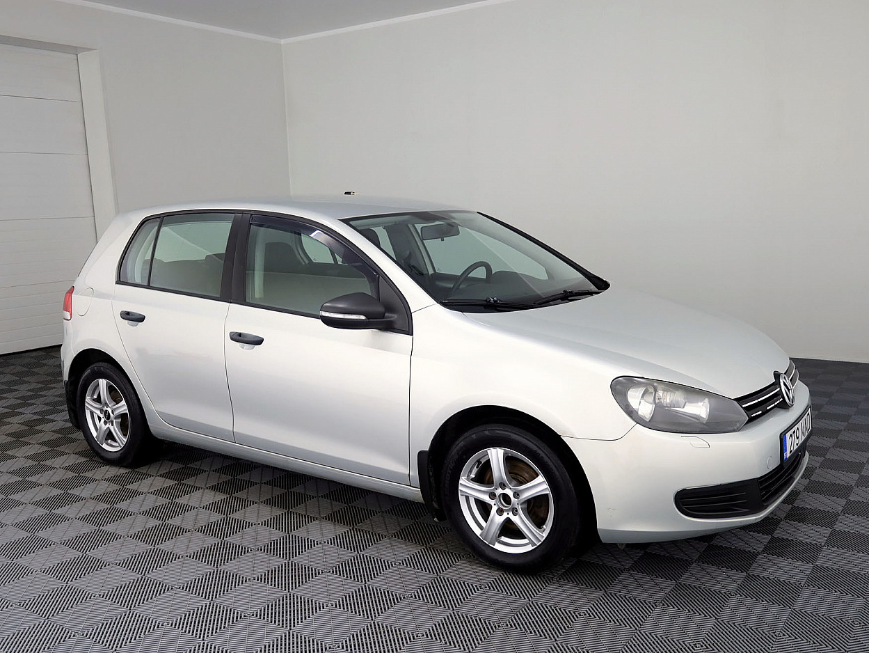Volkswagen Golf Comfortline 1.6 75kW