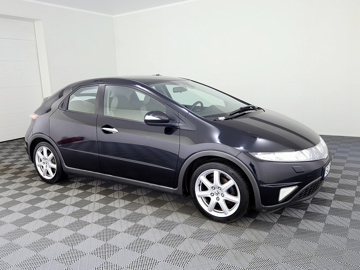 Honda Civic Elegance ATM 1.8 103kW