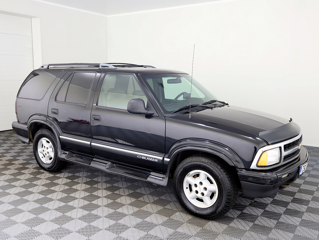 Chevrolet Blazer Luxury 4.3 V8 142kW