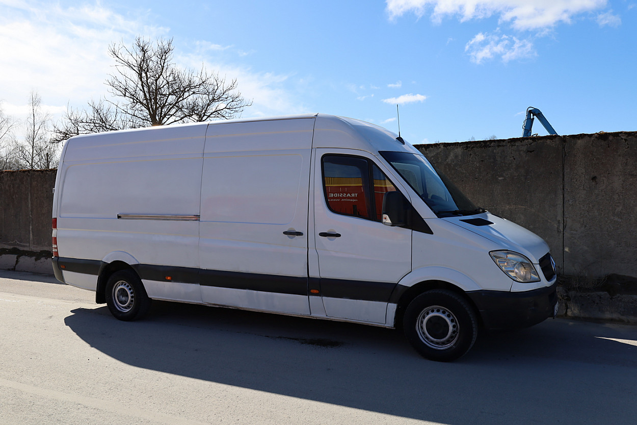 Mercedes-Benz Sprinter 313CDI Extralong 2.1 CDI 95kW