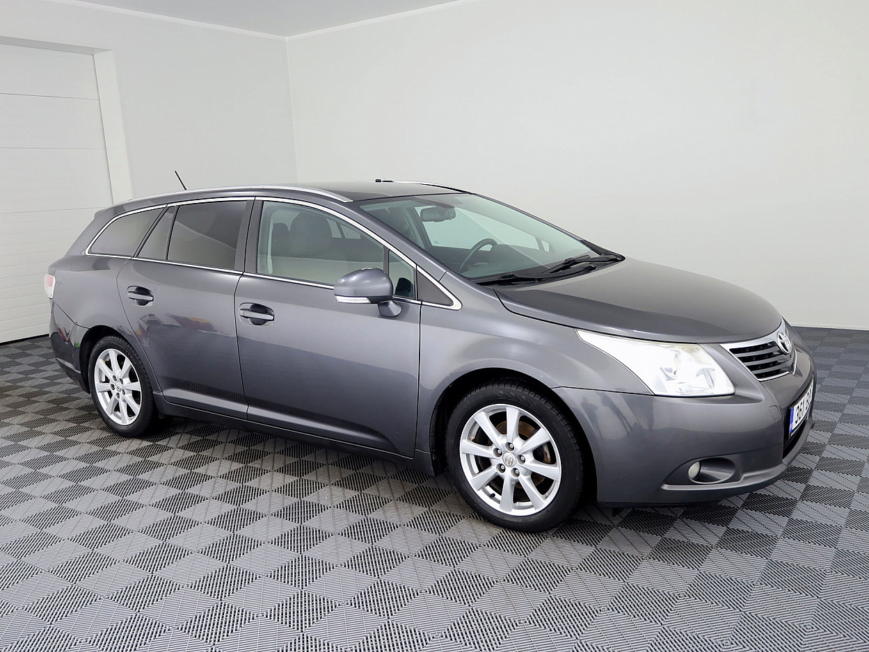 Toyota Avensis Linea Sol 2.0 D-4D 93kW