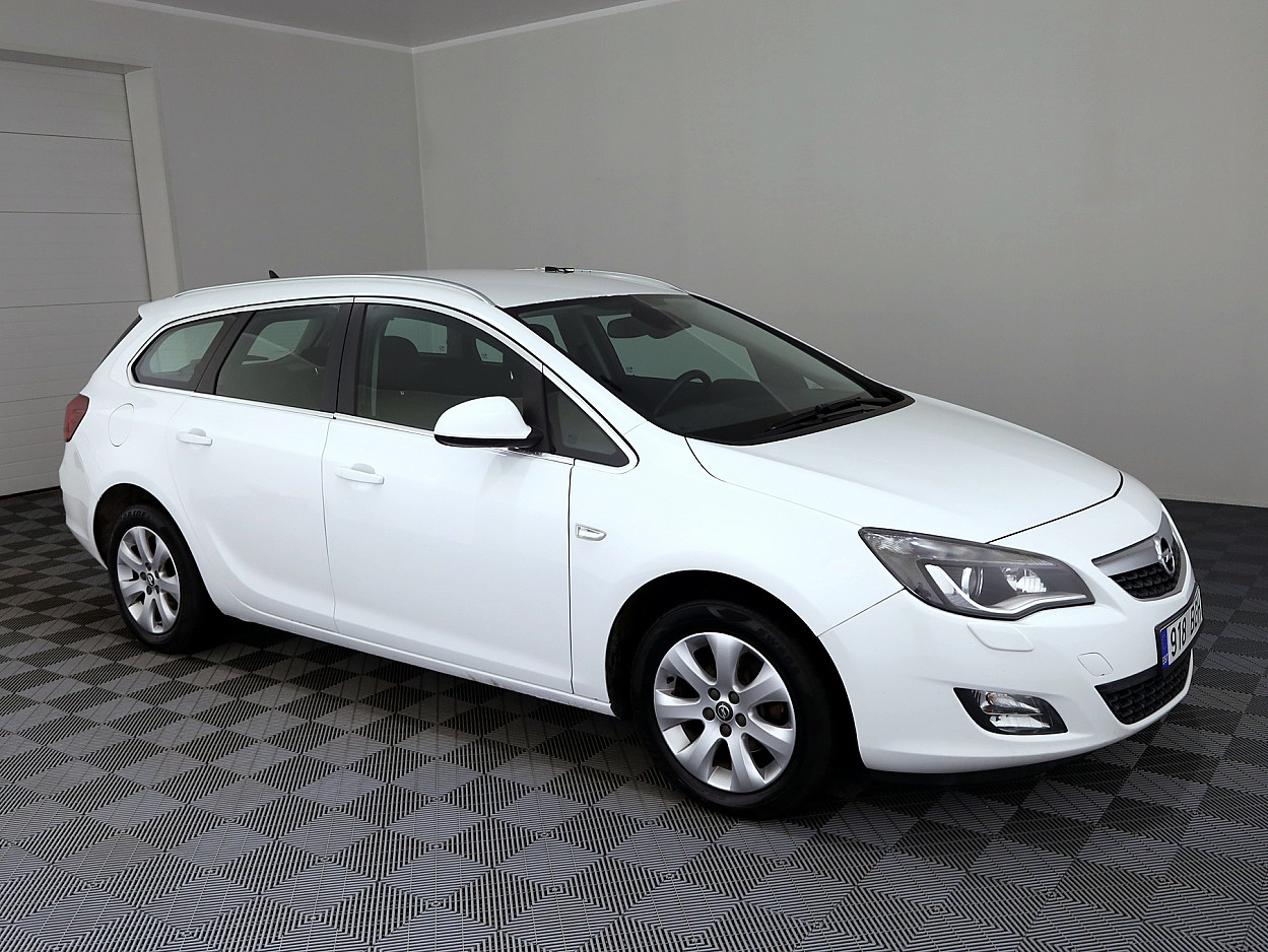 Opel Astra Sports Tourer ATM 1.4 103kW