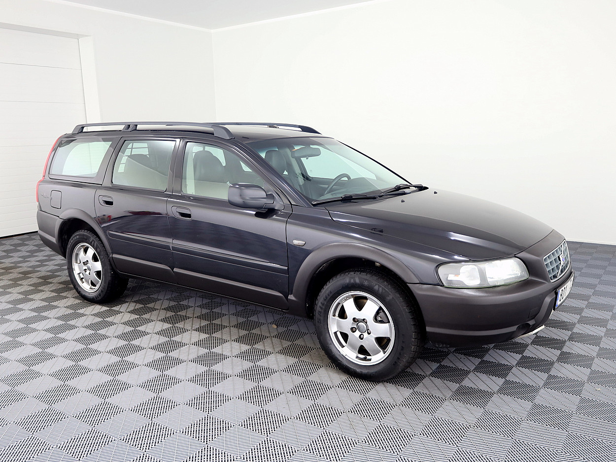 Volvo XC70 Summum AWD ATM 2.4 D5 120kW