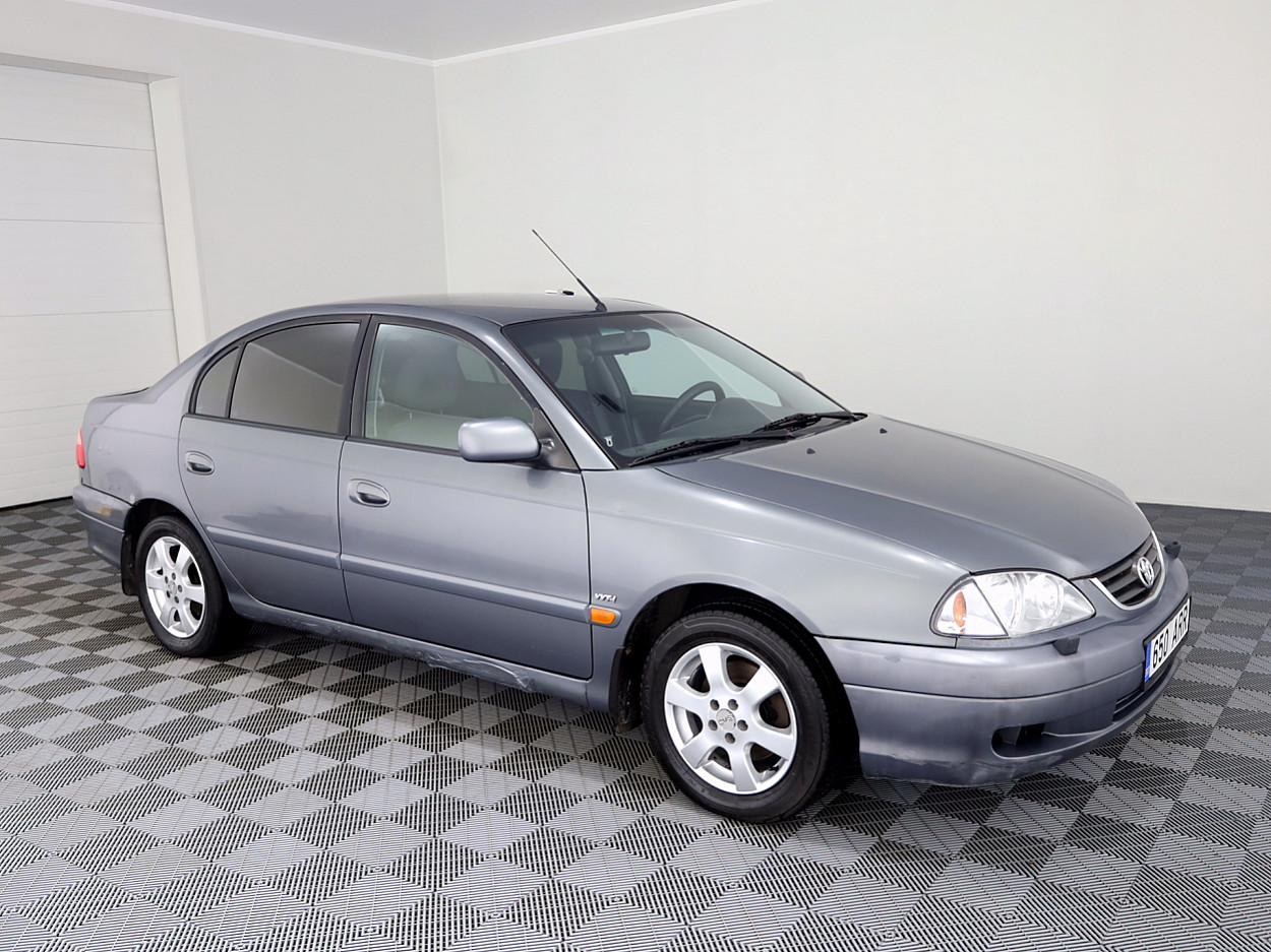 Toyota Avensis Linea Sol Facelift 1.6 81kW