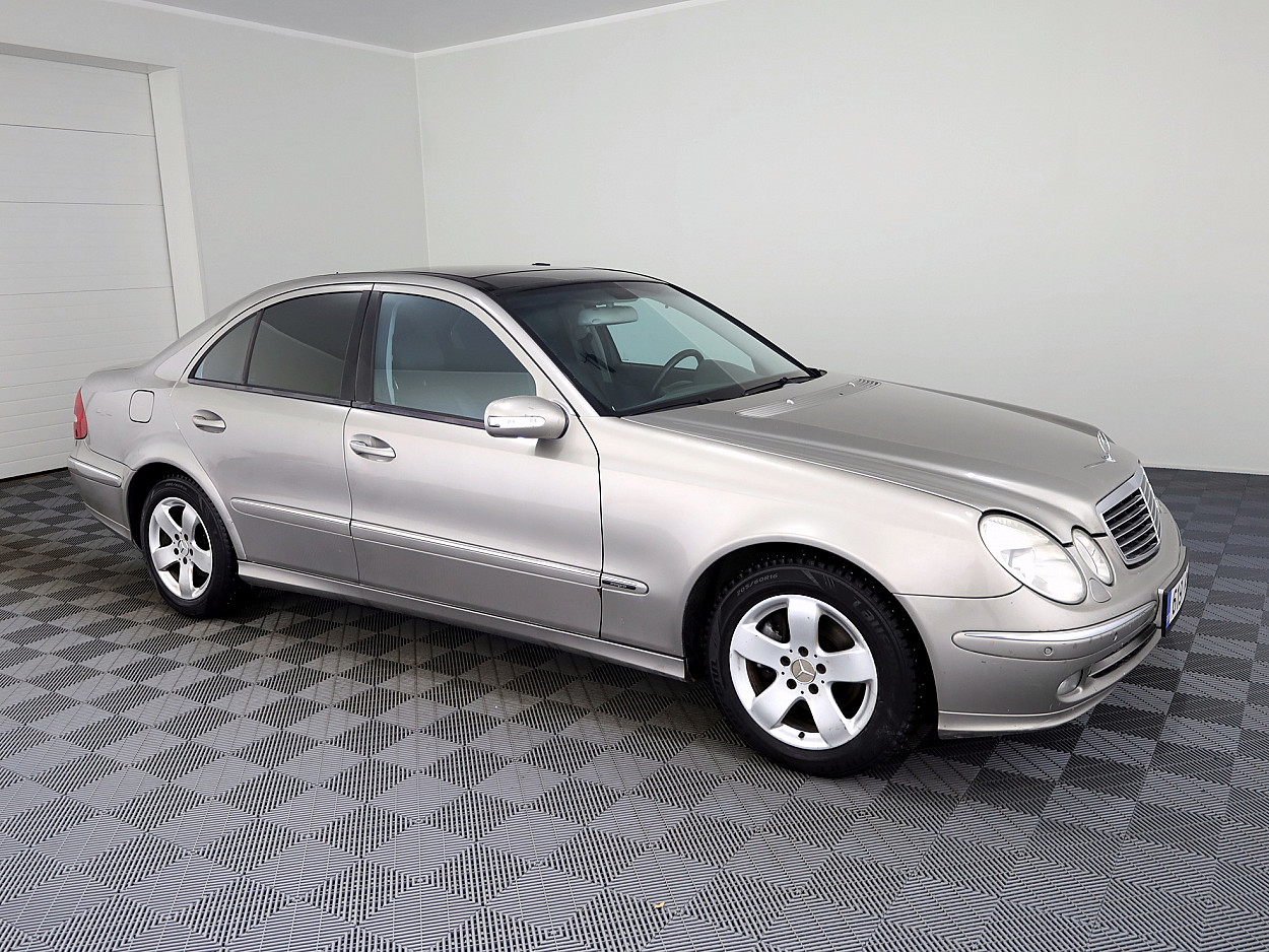 Mercedes-Benz E 320 Avantgarde ATM 3.2 165kW