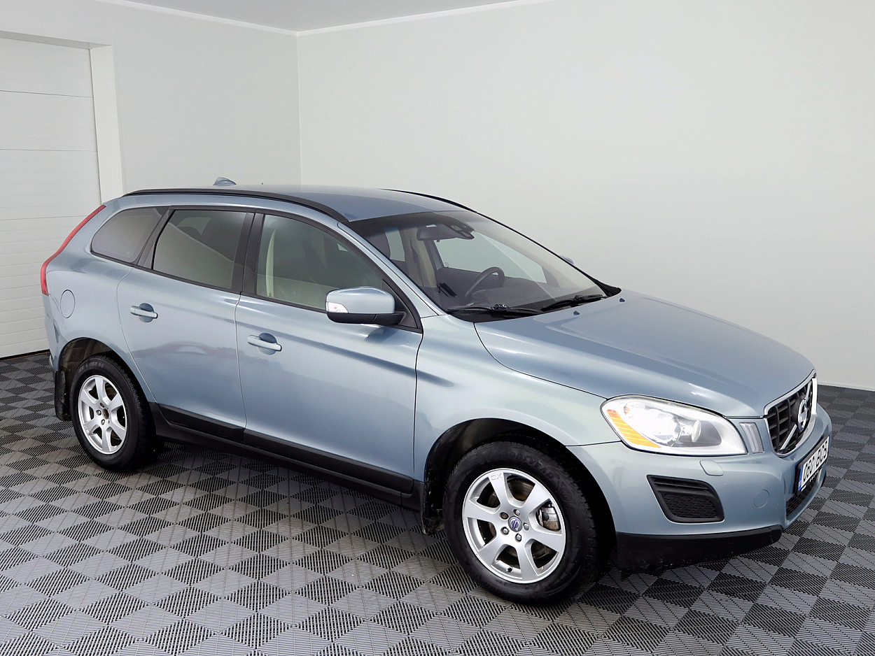 Volvo XC60 Summum ATM 2.4 D5 120kW