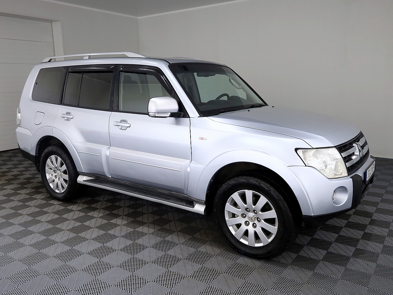 Mitsubishi Pajero Luxury ATM 3.2 Di-D 125kW