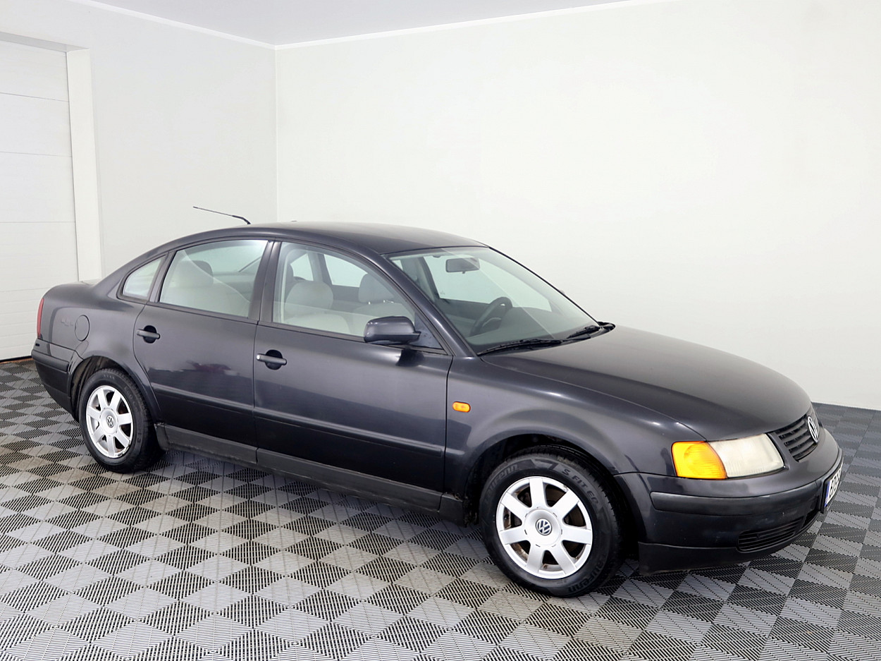 Volkswagen Passat Sportline 1.6 74kW