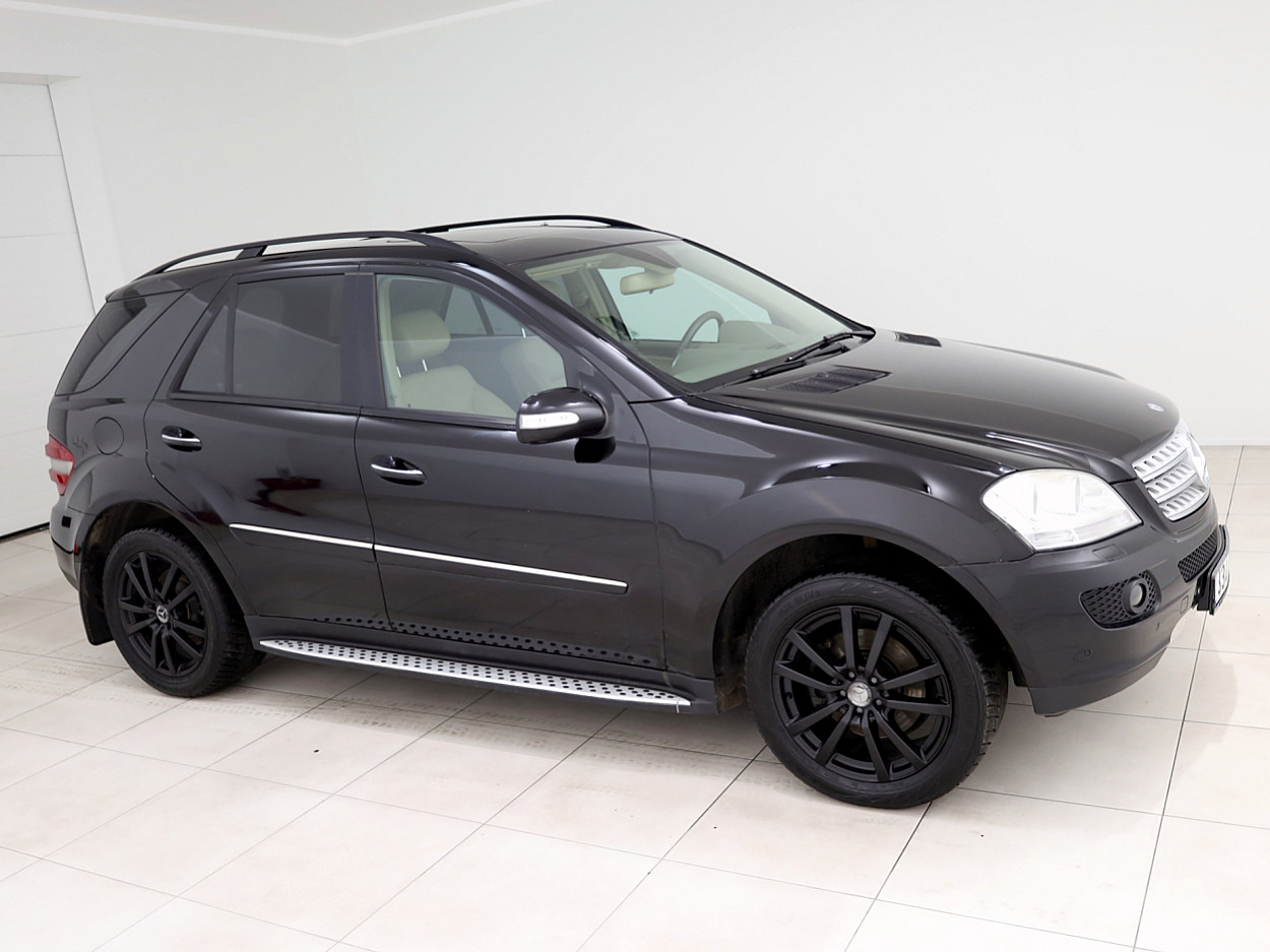 Mercedes-Benz ML 350 Luxury ATM 3.5 200kW