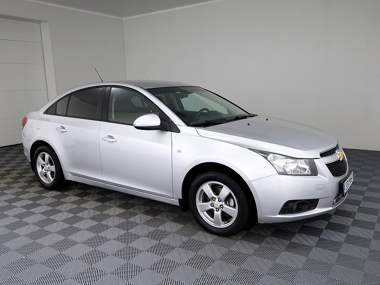 Chevrolet Cruze Comfort 1.8 104kW