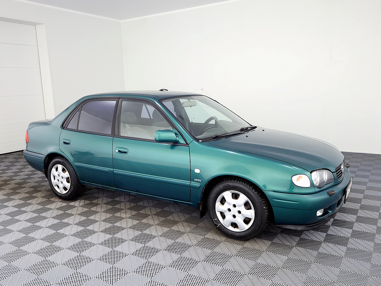 Toyota Corolla Linea Sol Facelift A-C 1.6 81kW