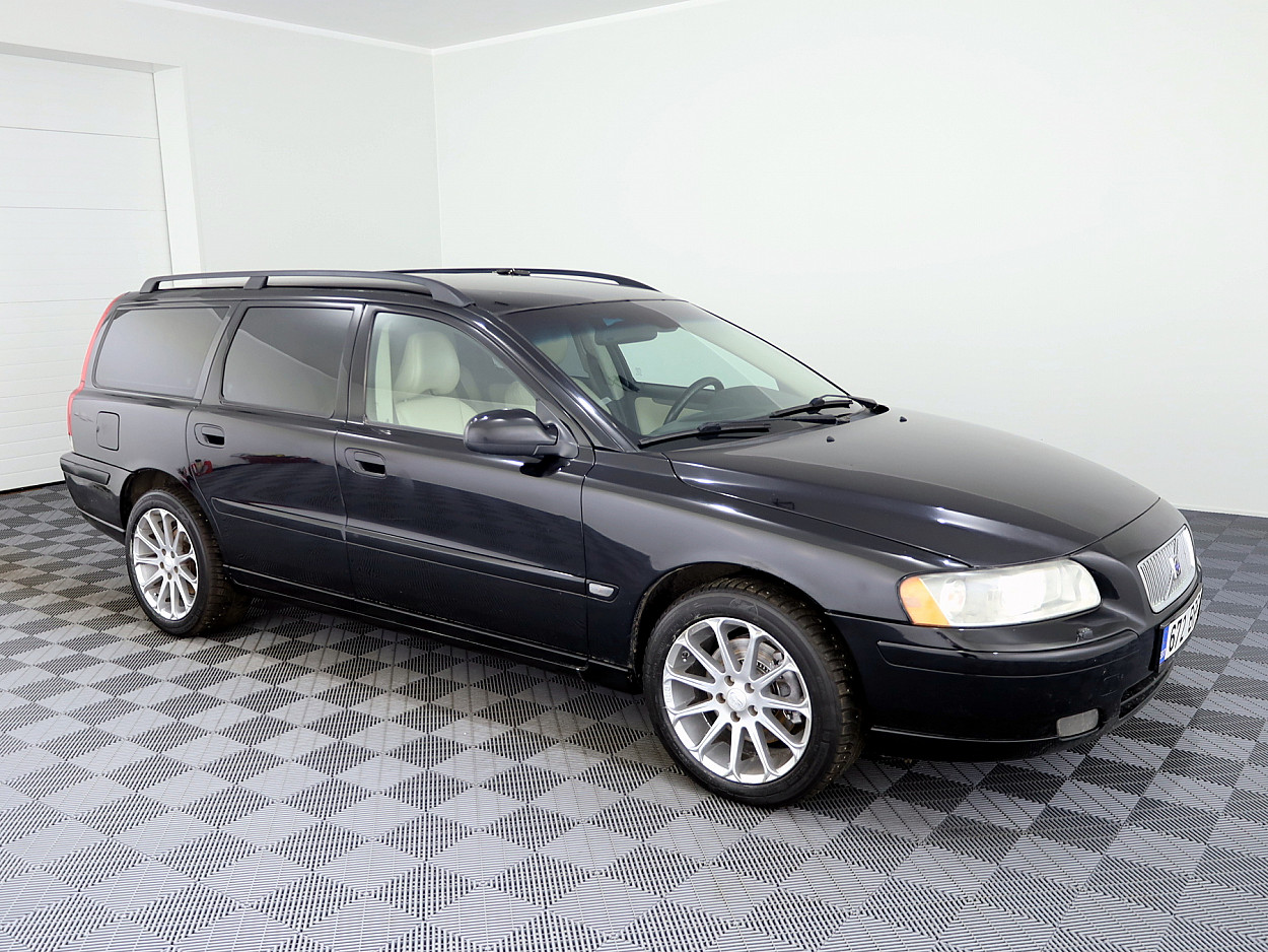 Volvo V70 Summum AWD 4x4 2.4 D5 136kW