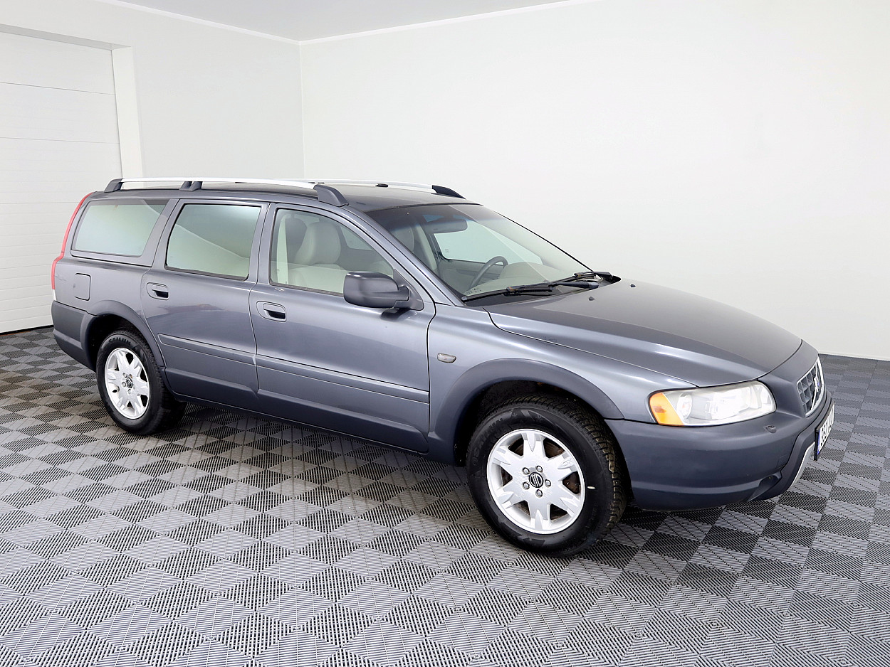 Volvo XC70 Summum Facelift ATM 2.5 154kW