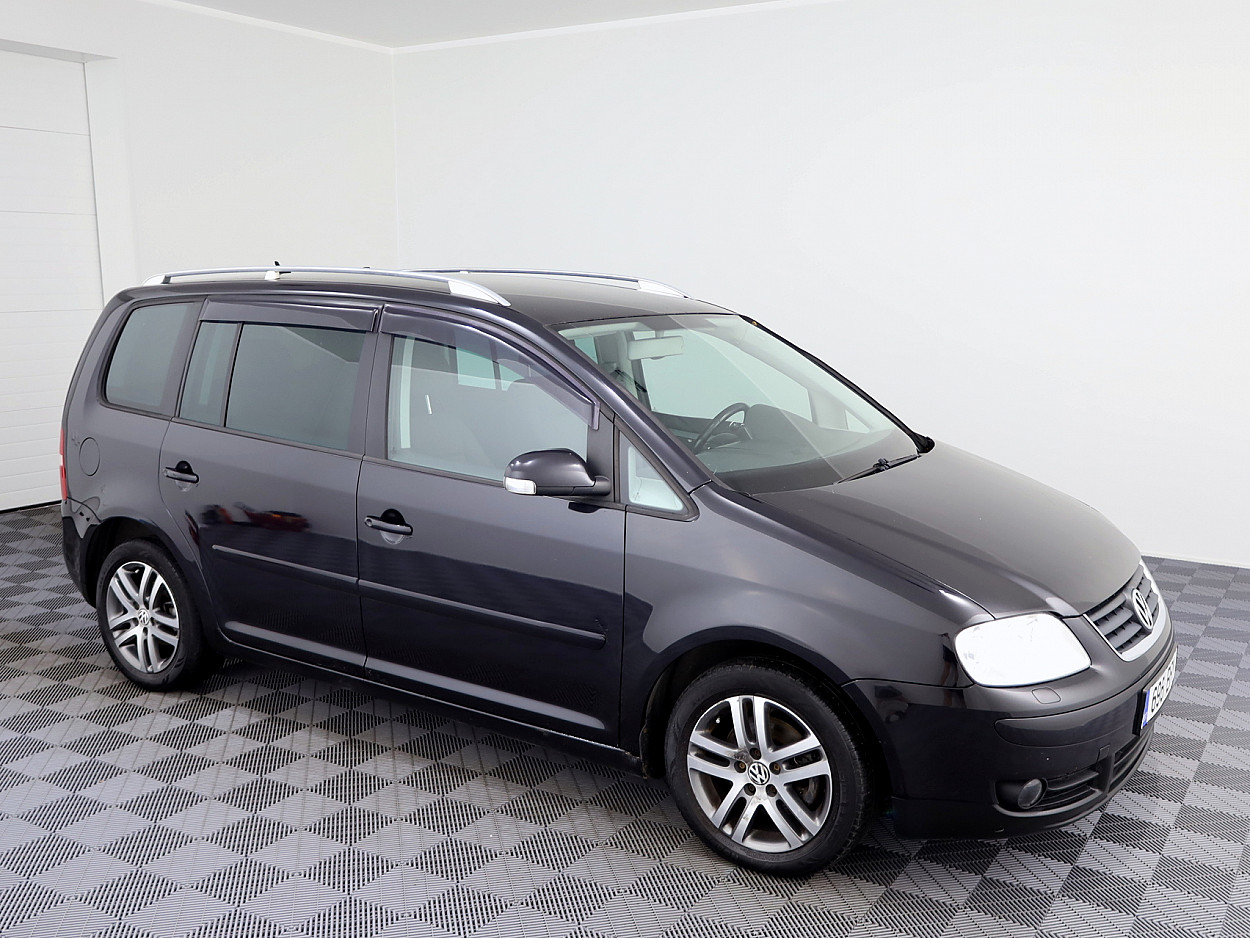Volkswagen Touran Comfortline ATM 2.0 TDI 103kW