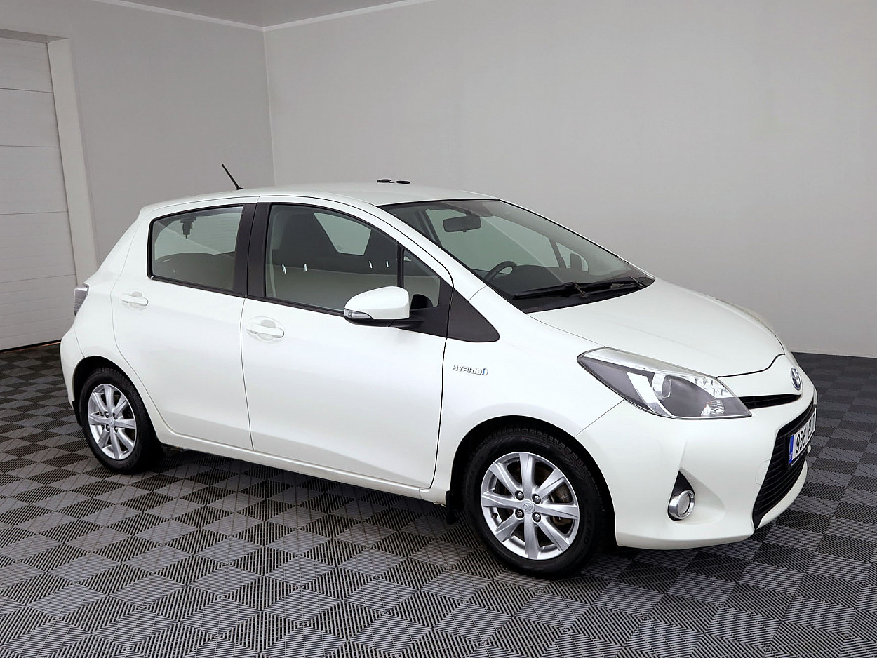 Toyota Yaris Linea Sol Facelift ATM 1.5 55kW