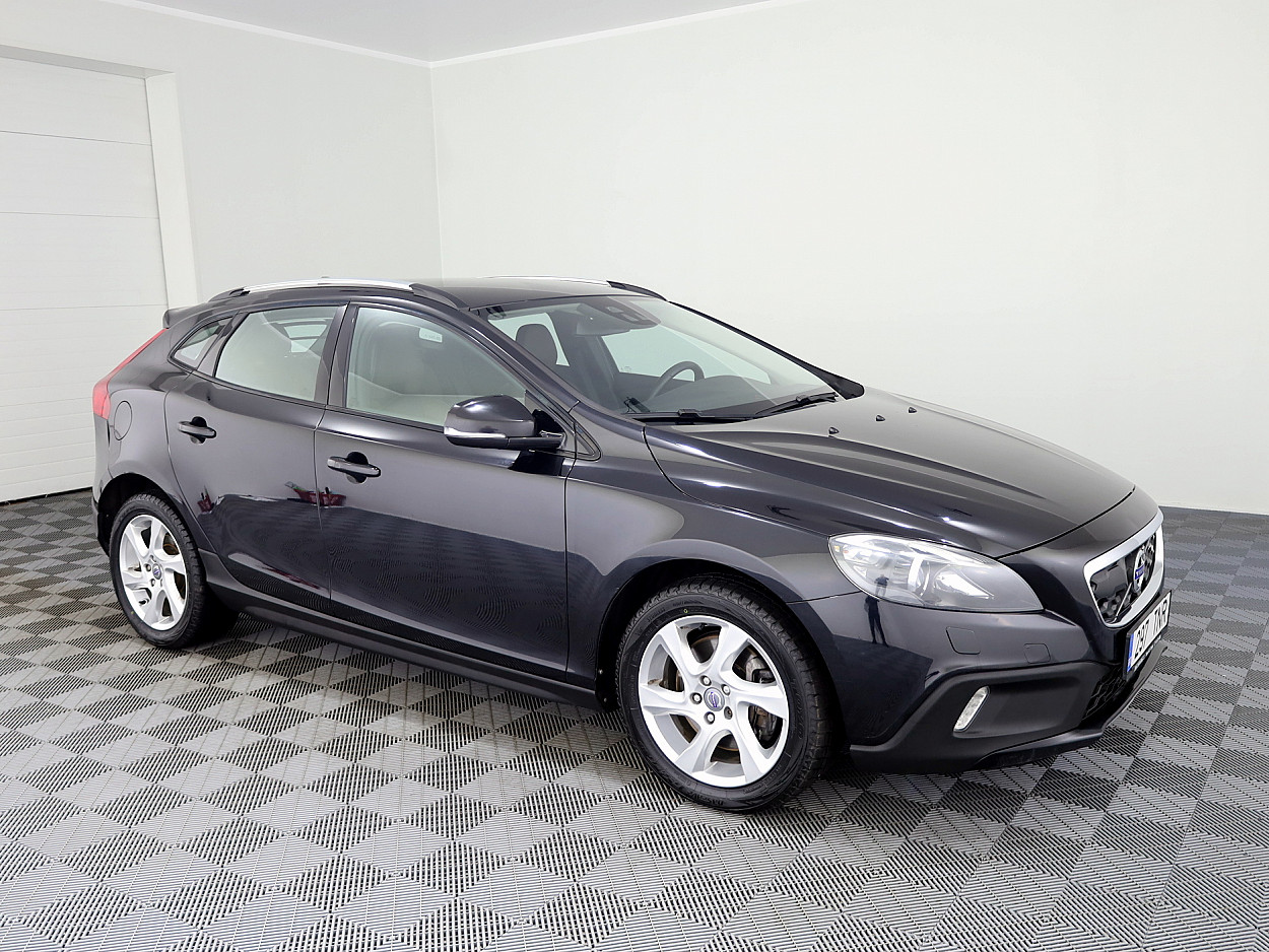 Volvo V40 Cross Country Summum 4x4 AWD ATM 2.0 132kW