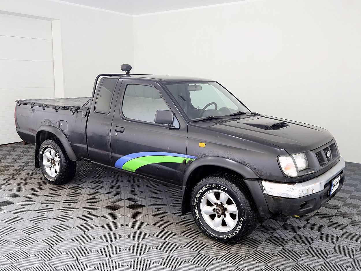 Nissan Pickup 4x4 2.5 dCi 76kW