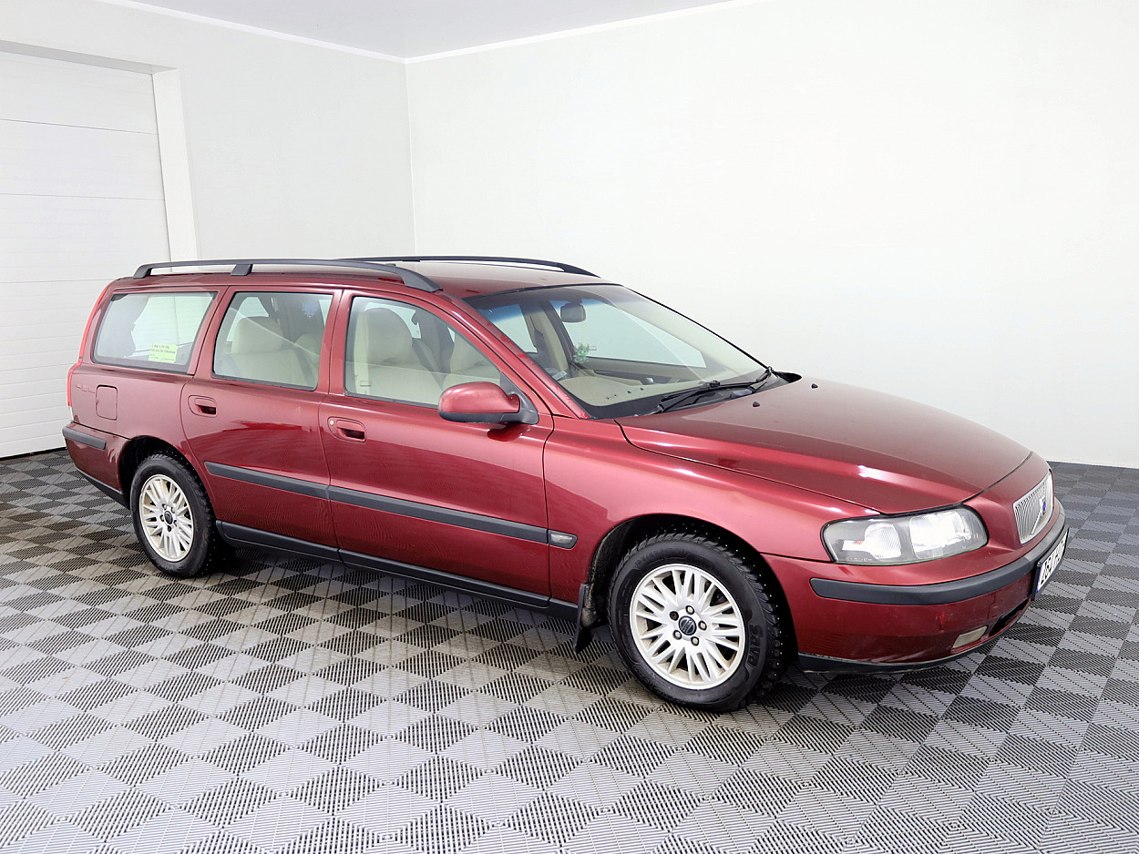 Volvo V70 Summum 2.4 D5 120kW