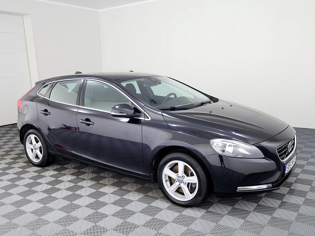 Volvo V40 Summum 2.0 D4 140kW