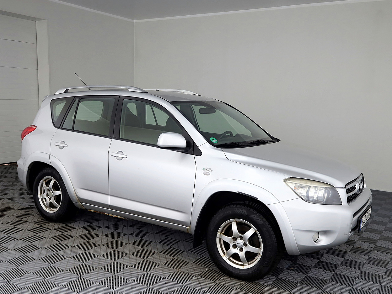 Toyota RAV4 Linea Sol 2.2 D-CAT 130kW