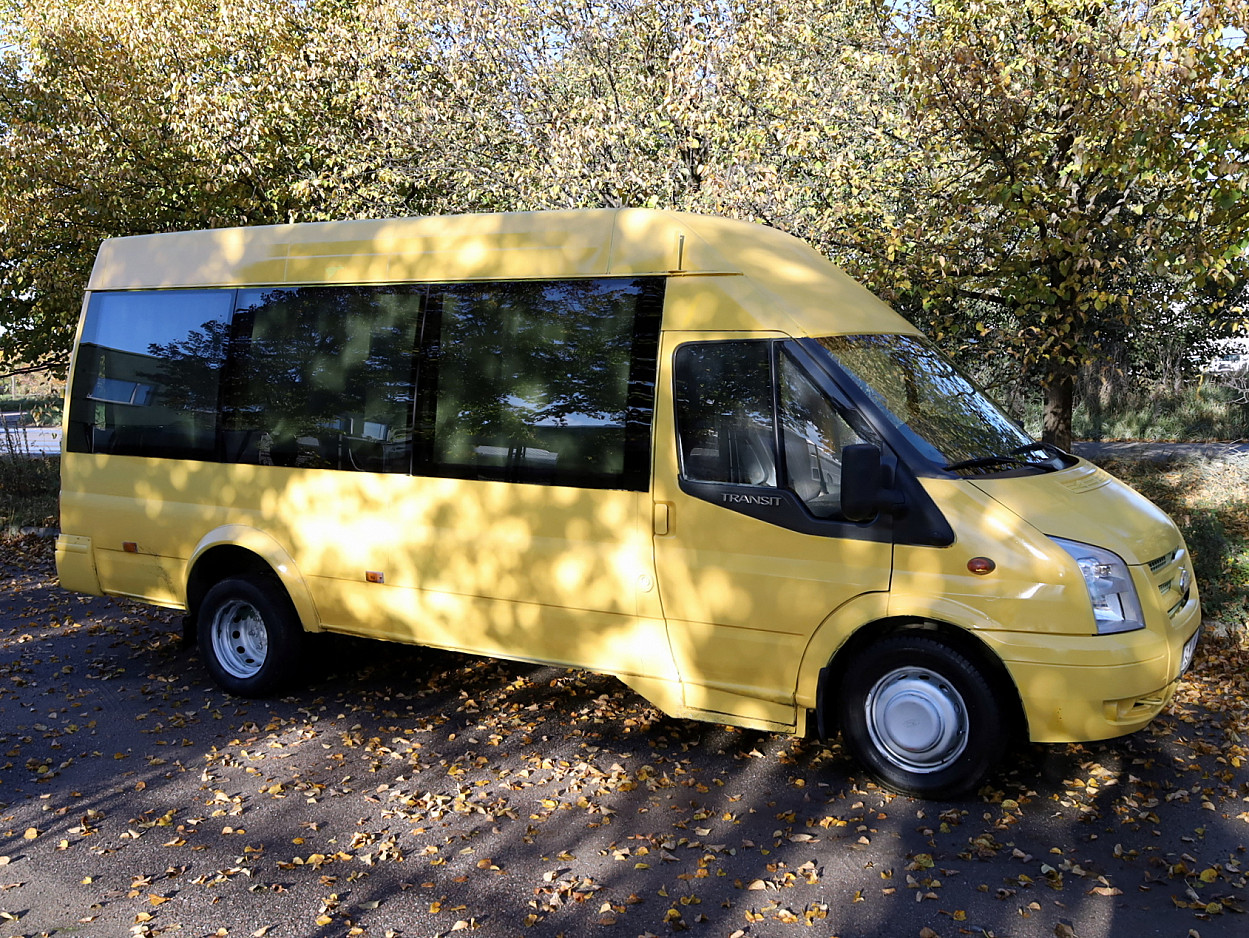 Ford Transit Passenger 2.4 TDCi 103kW