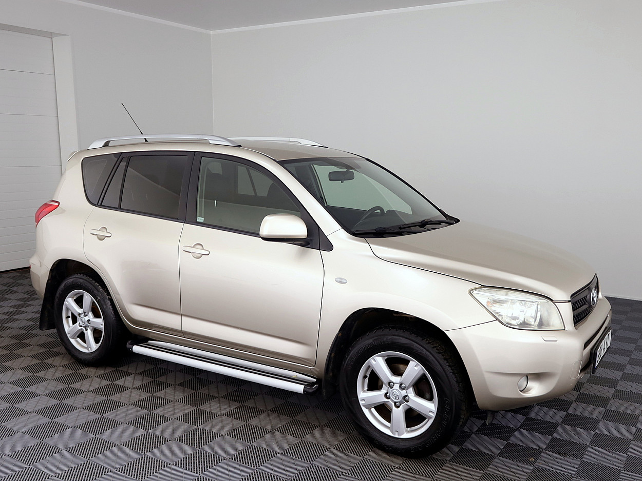 Toyota RAV4 Linea Sol ATM 2.0 112kW