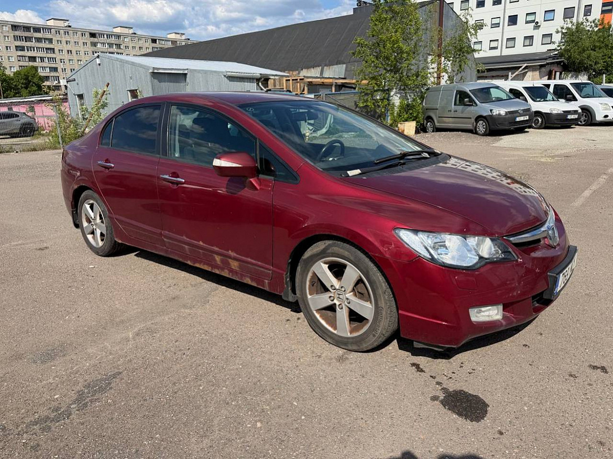 Honda Civic Elegance ATM 1.8 103kW