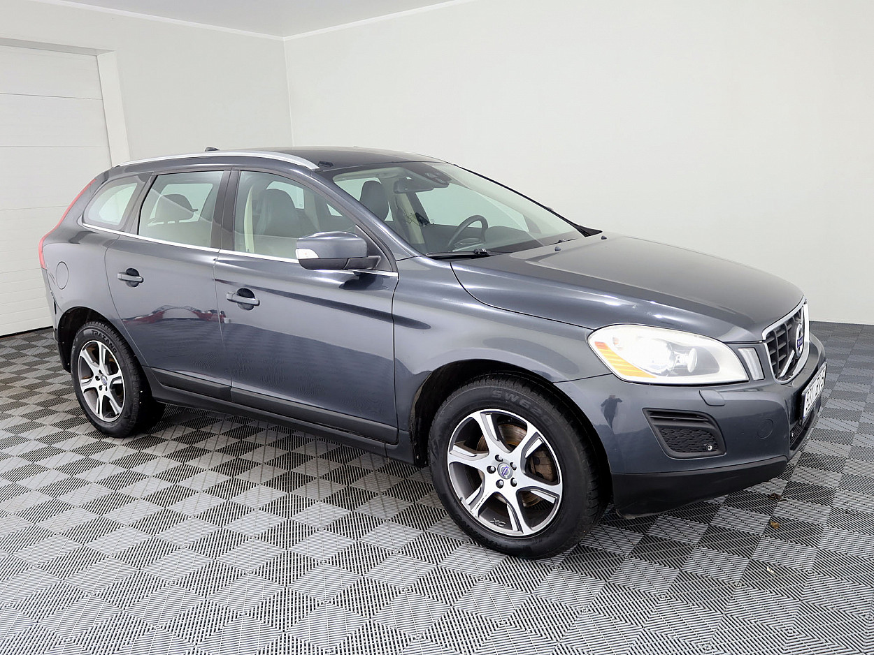 Volvo XC60 Summum ATM 2.4 D5 158kW