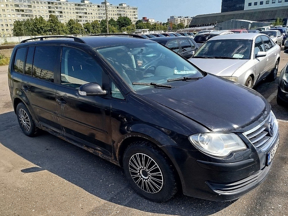 Volkswagen Touran Comfortline Facelift ATM 1.9 TDI 77kW