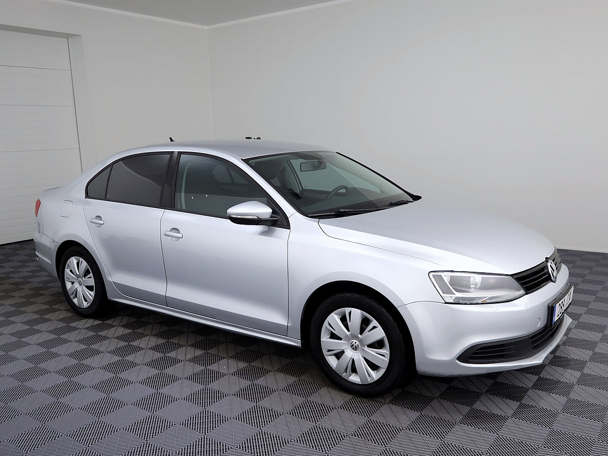 Volkswagen Jetta Comfortline 1.2 77kW