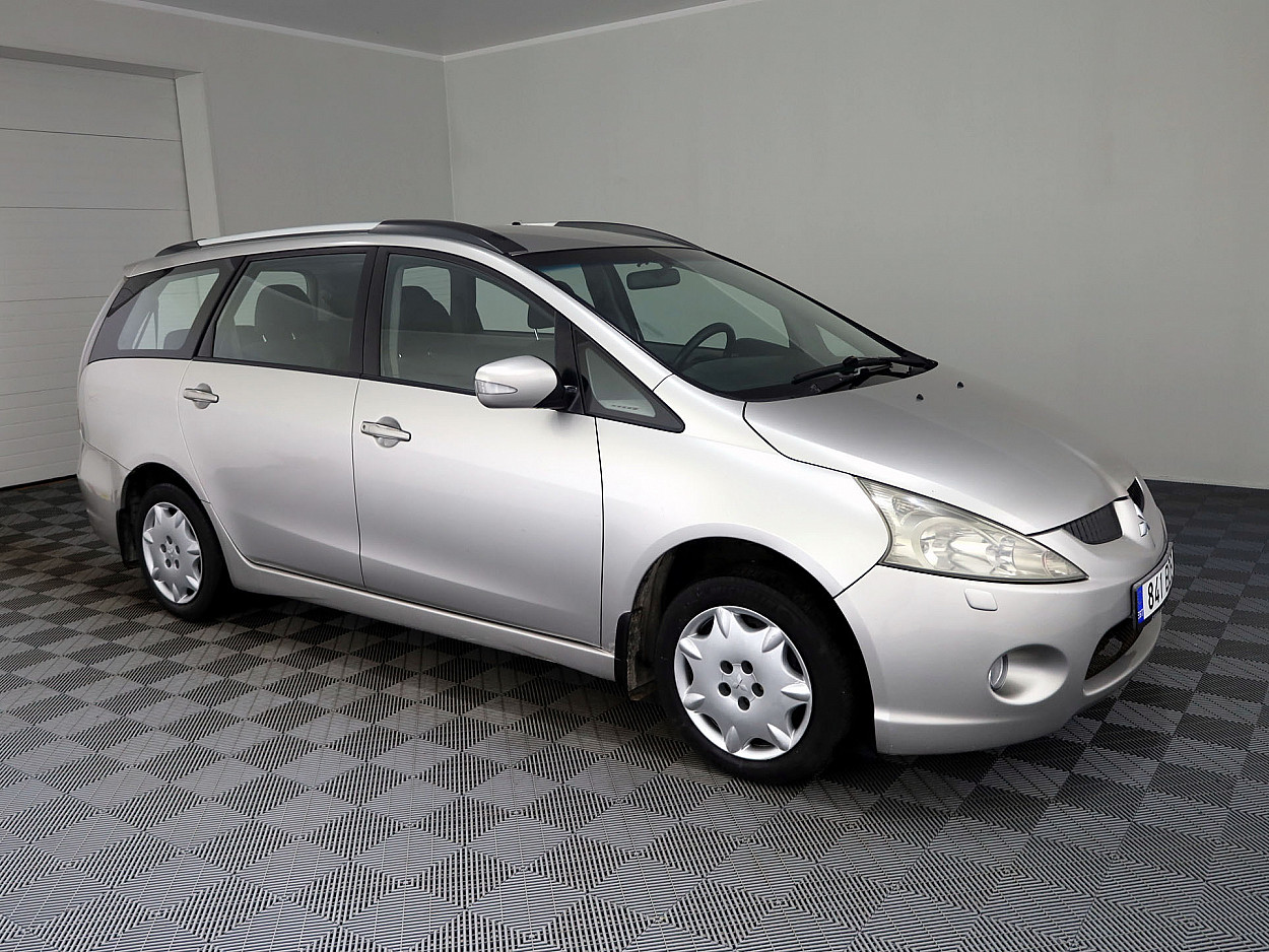 Mitsubishi Grandis Comfort Facelift 2.4 121kW