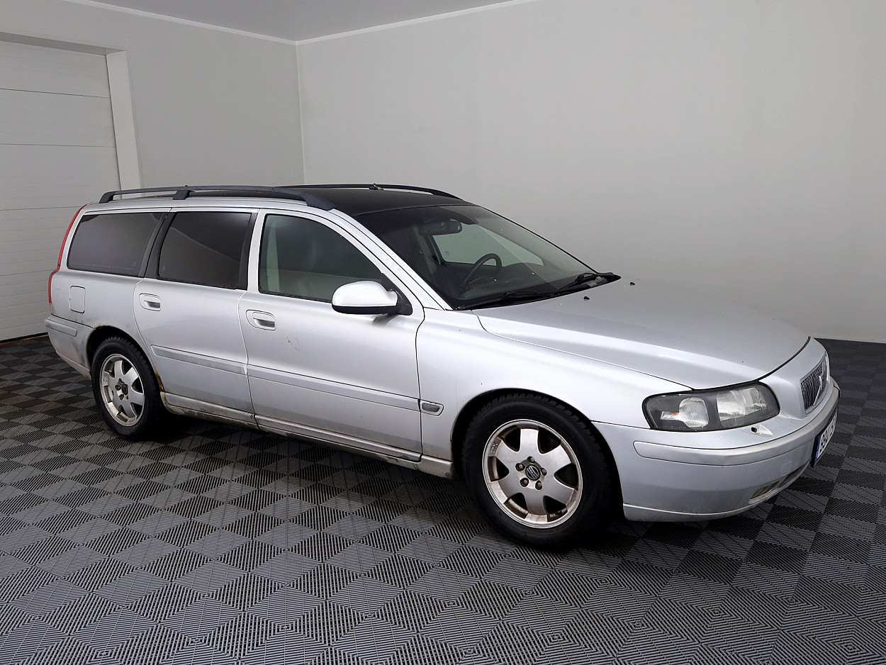 Volvo V70 Summum ATM 2.4 D5 120kW