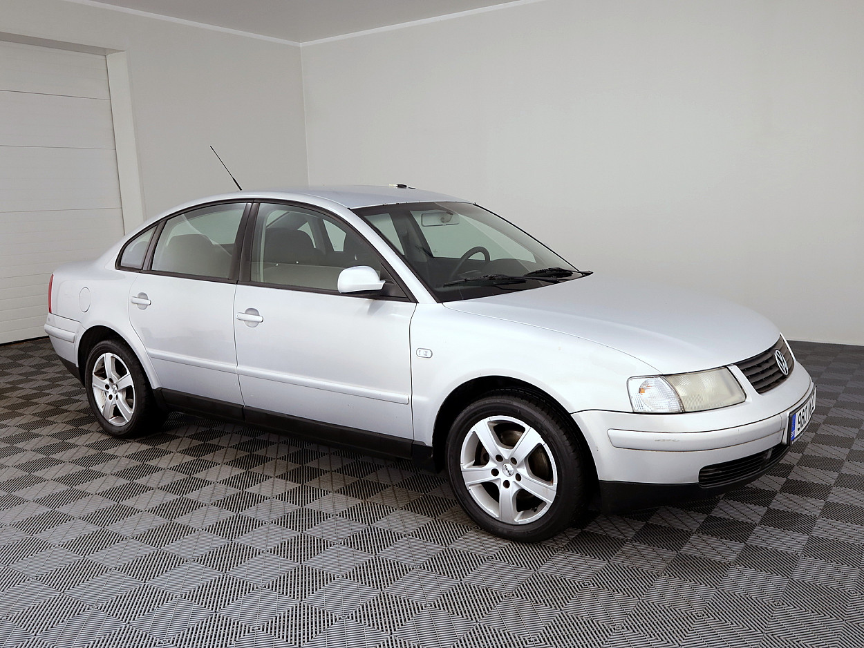 Volkswagen Passat Comfortline ATM 2.5 TDI 110kW