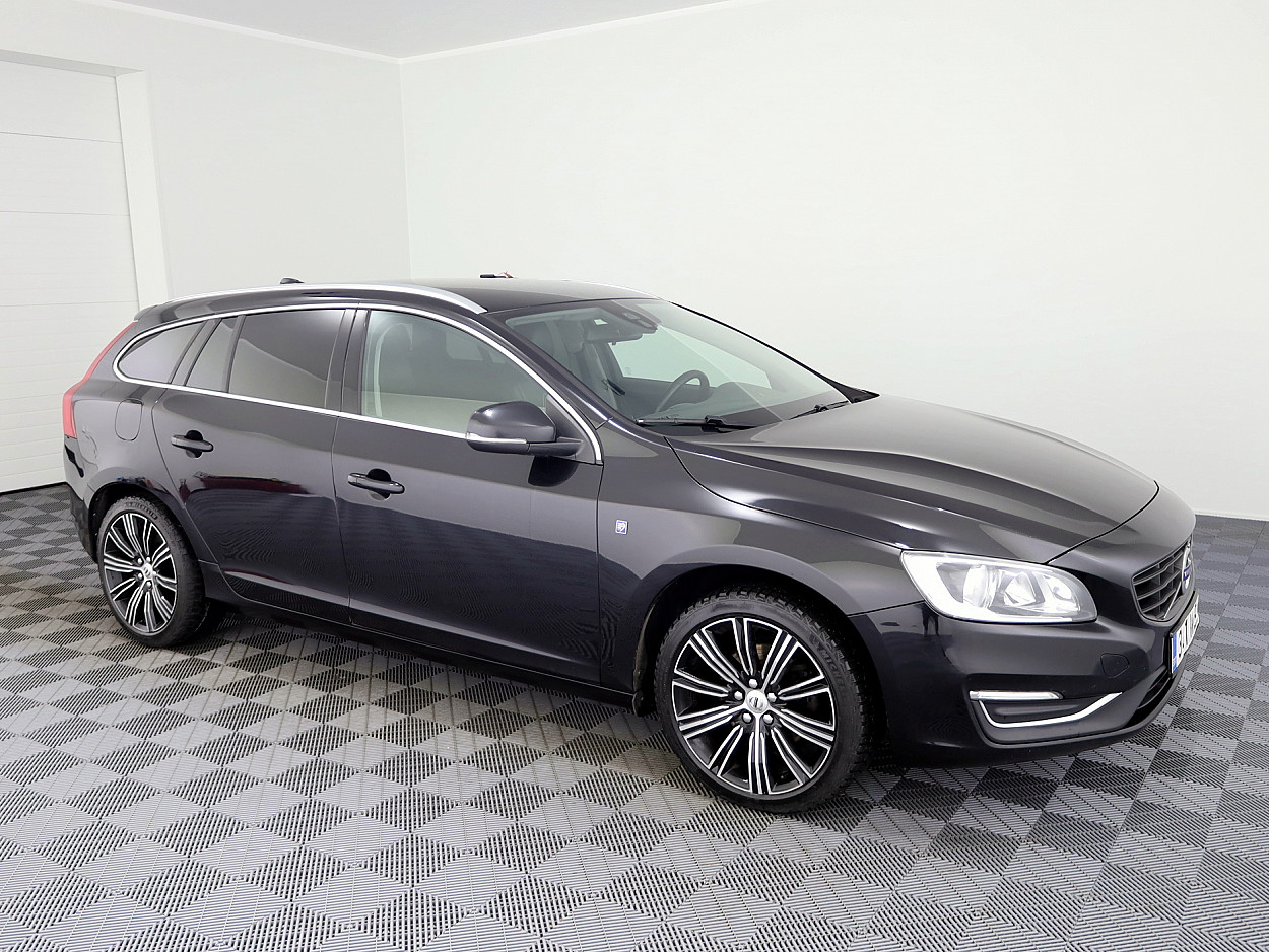 Volvo V60 Ocean Race Facelift ATM 2.0 D4 110kW