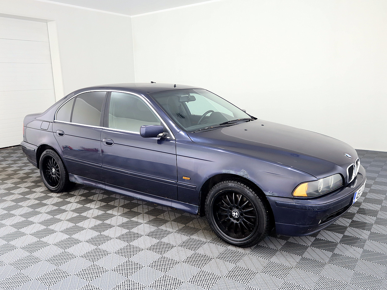 BMW 525 Sportpakett Facelift ATM 2.5 D 120kW