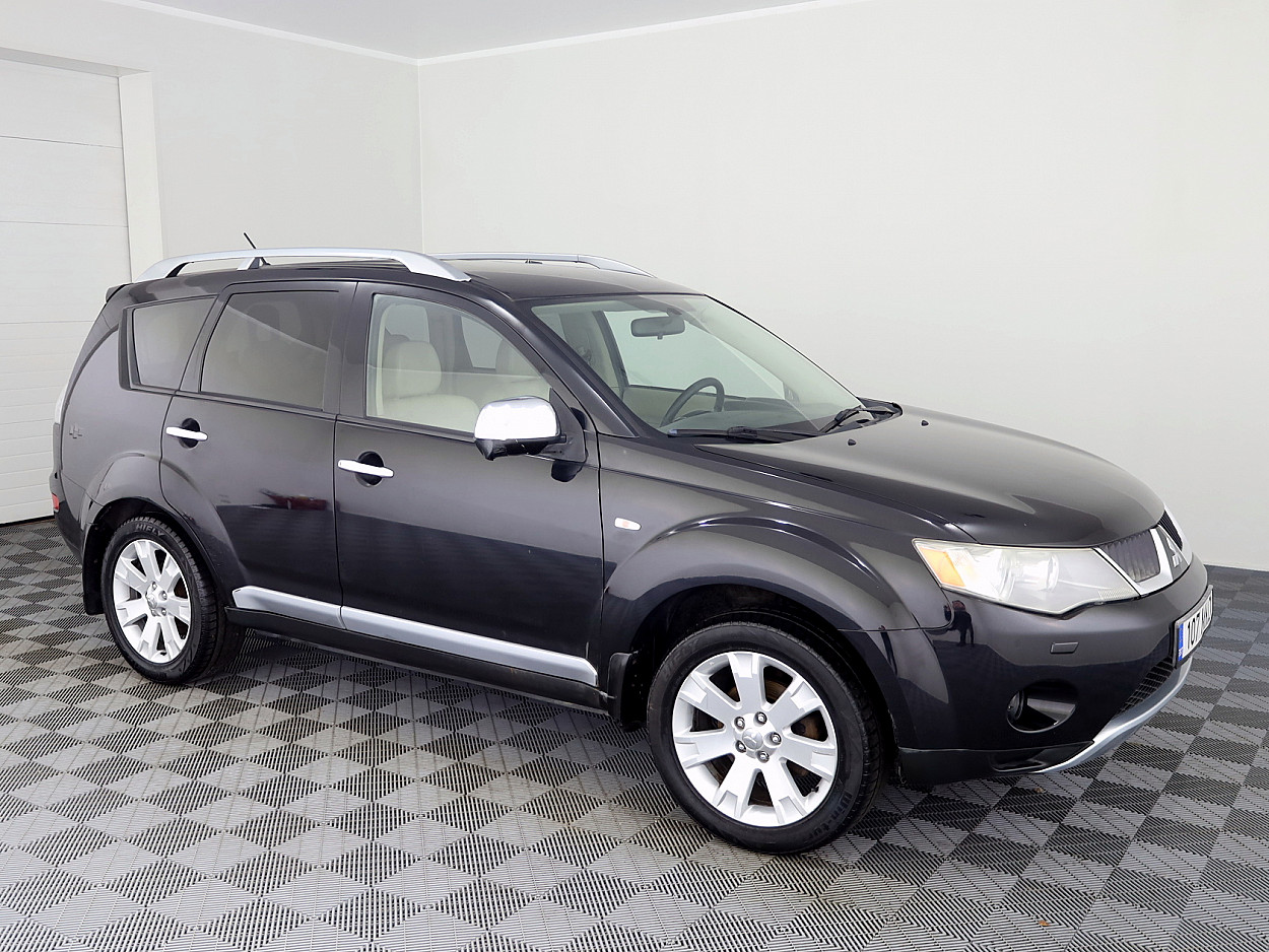 Mitsubishi Outlander Luxury 2.0 DI-D 103kW
