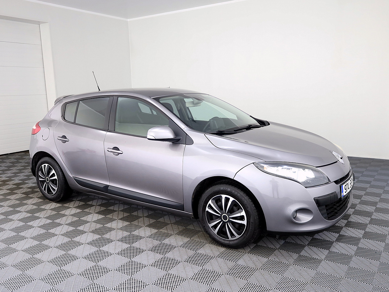 Renault Megane Elegance 1.6 81kW