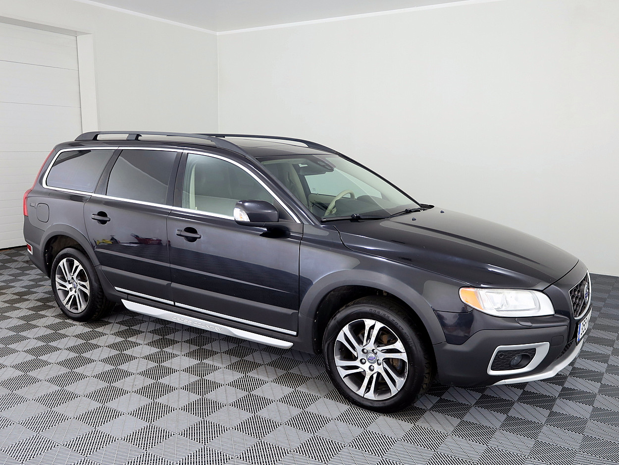 Volvo XC70 Summum Facelift ATM 2.4 D5 158kW