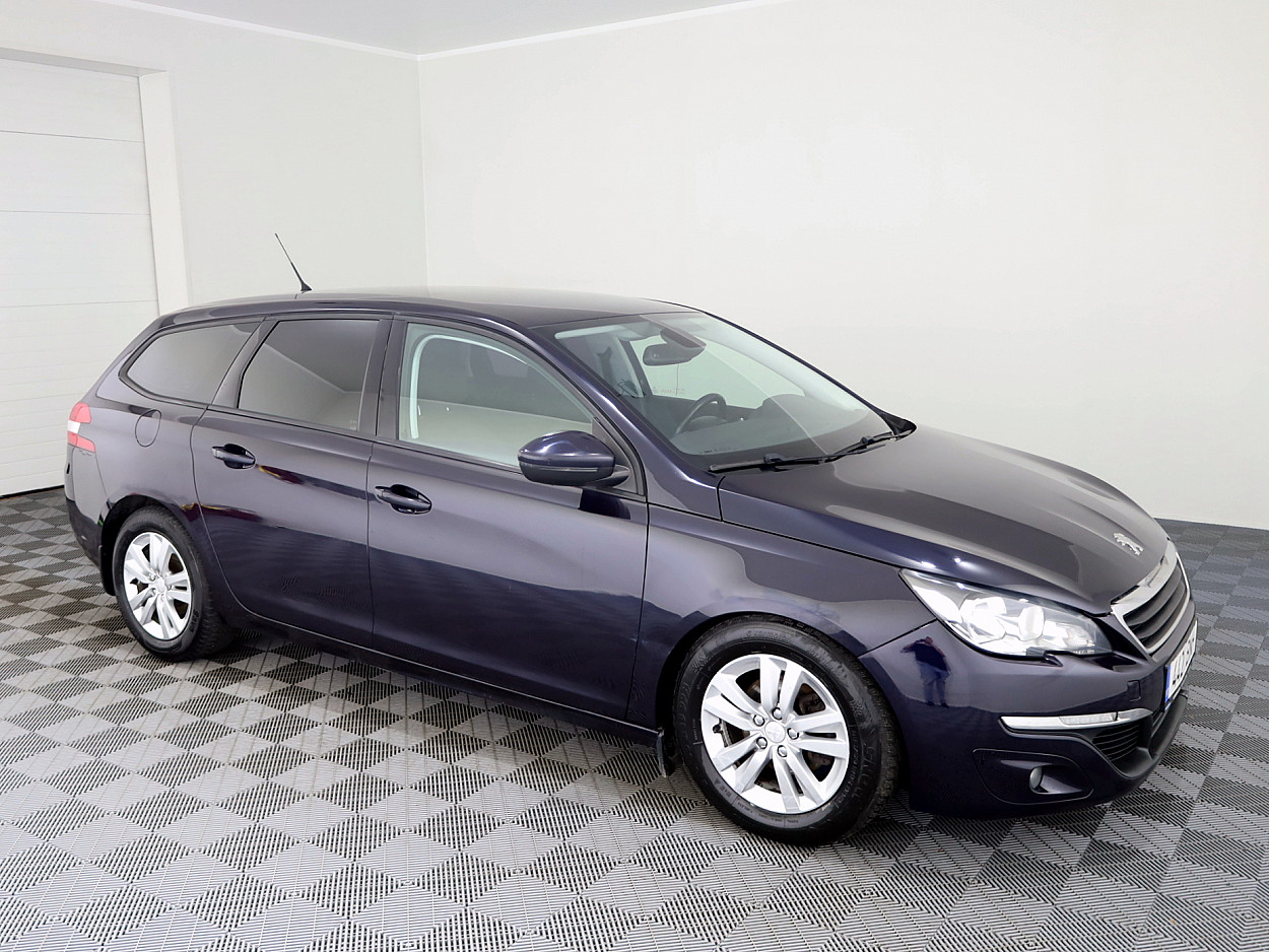 Peugeot 308 Elegance ATM 1.2 96kW