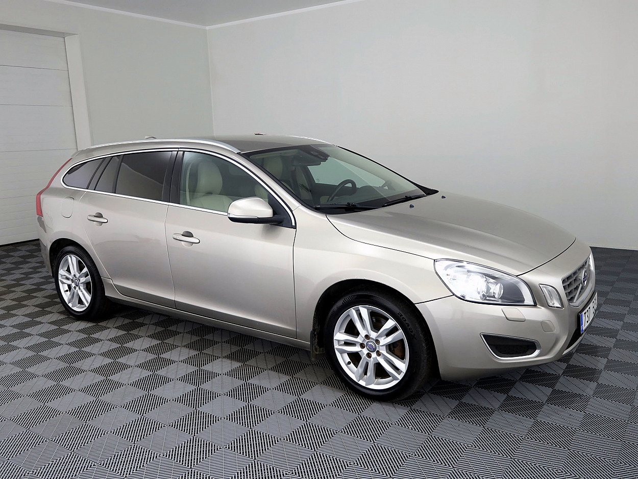 Volvo V60 Summum ATM 1.6 D4 84kW