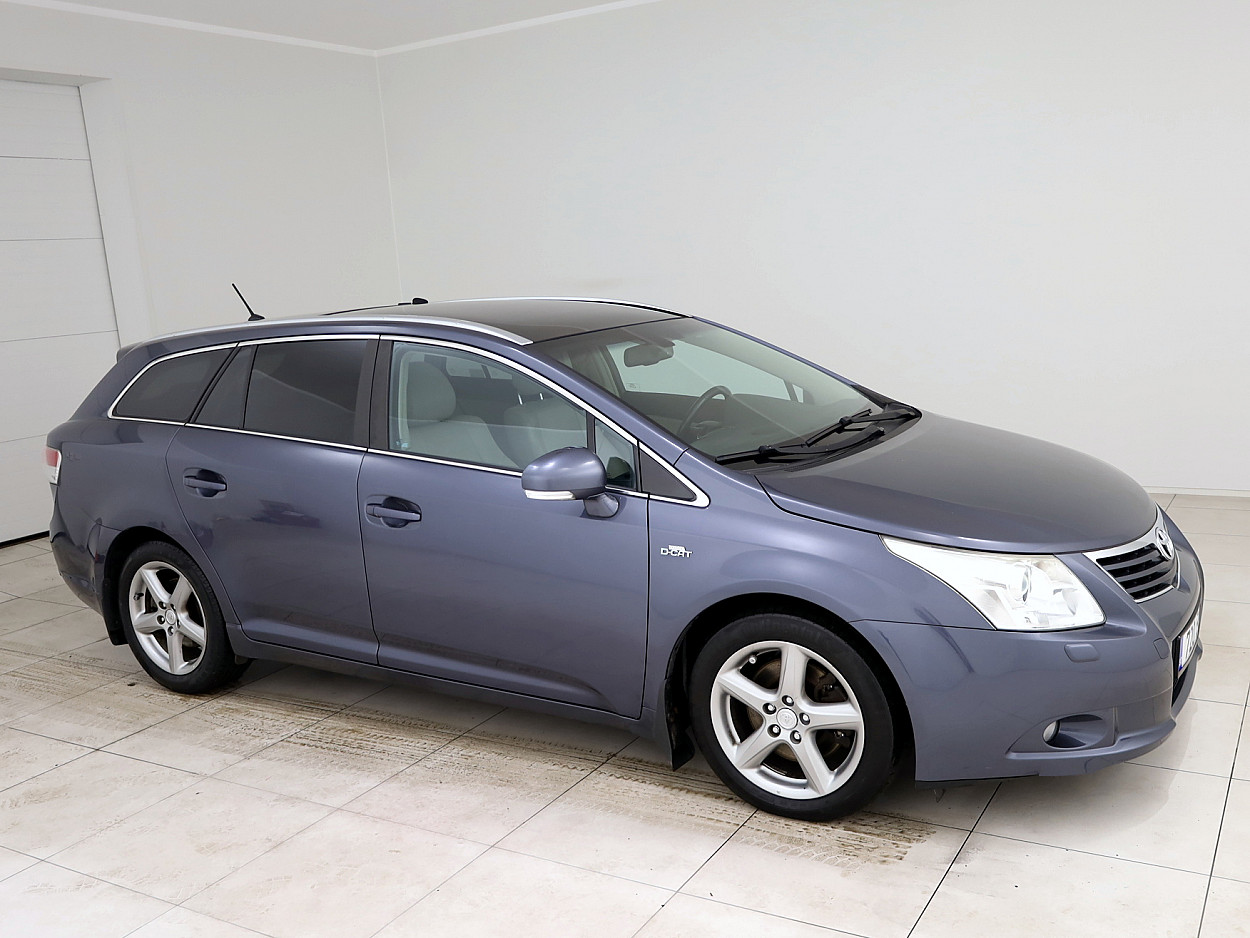 Toyota Avensis Luxury ATM 2.2 D-CAT 110kW